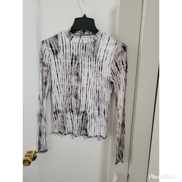 Marble Top - Picture 1 of 4